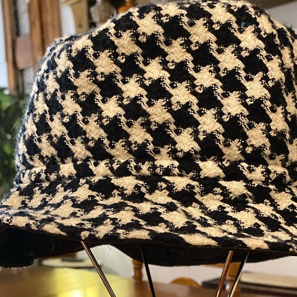 Vintage houndstooth bucket hat - Picture 2 of 4